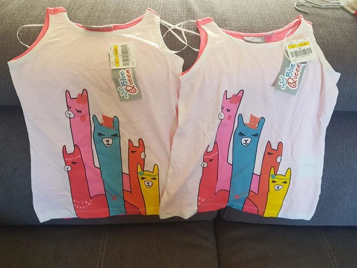 Lot de 2 Débardeurs taille 6 ans et 7 ans - photo numéro 2