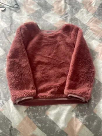 Pull fille 8 ans