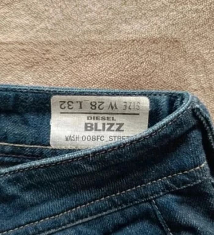 Jeans taille basse slim Diesel (taille 38) - photo numéro 3