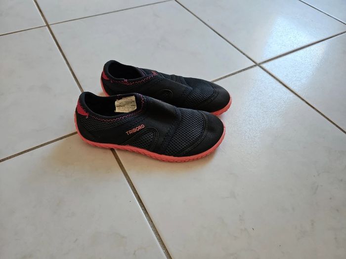 Chaussons d'eau fille 32/33 U39