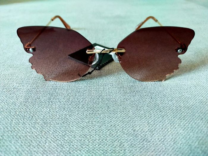 Lunettes de soleil papillon – Verres rose dégradé – Femme - photo numéro 5