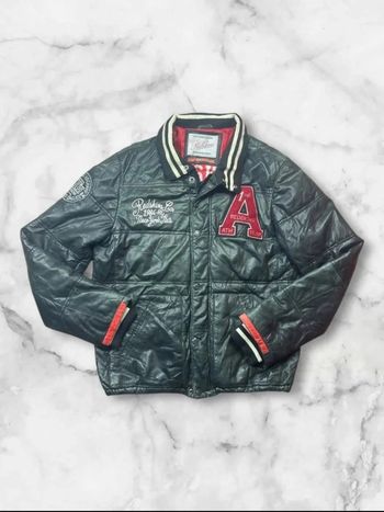 Doudoune Redskins en cuir d’agneau taille L – Style universitaire brodé