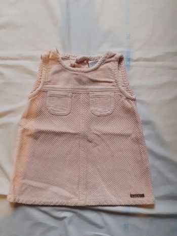 Robe rose clair en velours côtelé avec petites poches