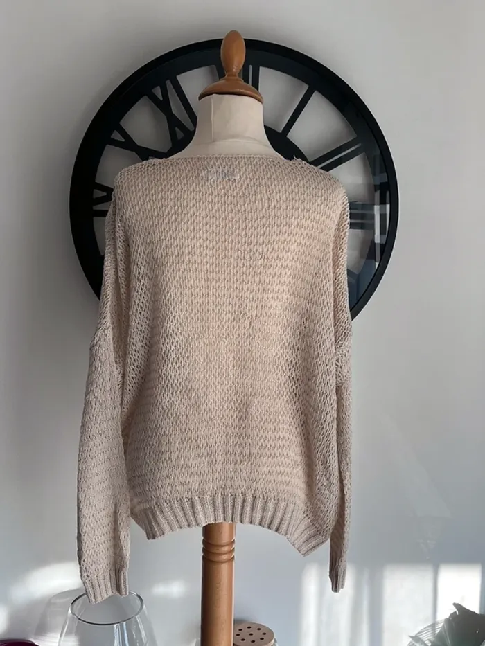 Pull ajouré 10/12 ans - photo numéro 2