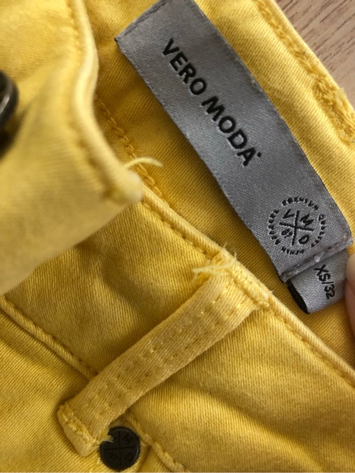 Pantalon slim jaune - photo numéro 3