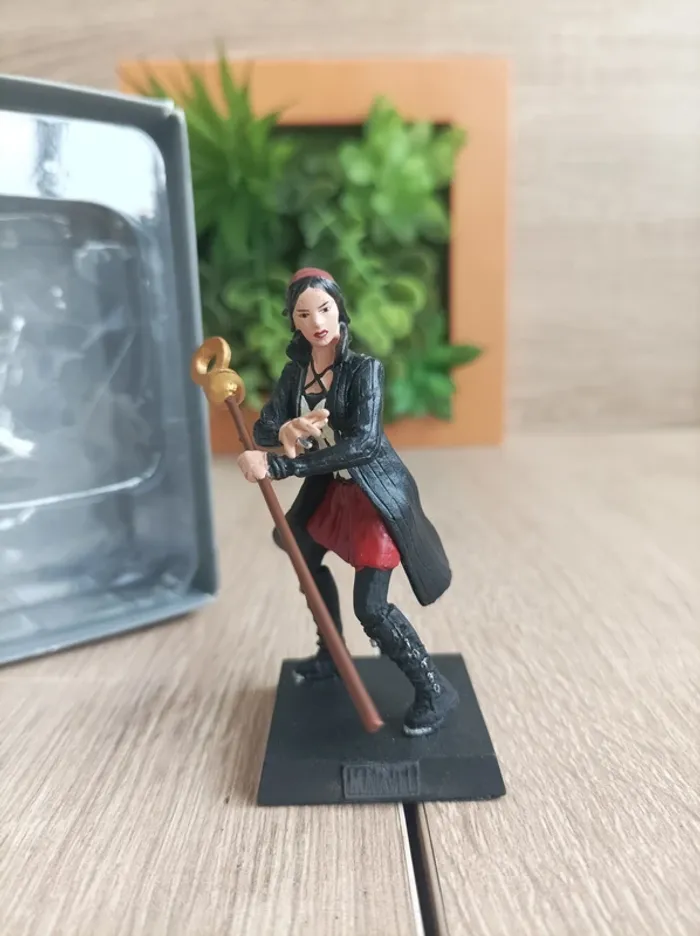 Figurine Marvel Nico Minoru Eaglemoss Super Héros - photo numéro 3