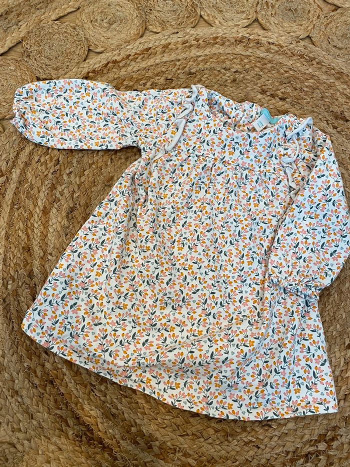 Robe okaidi/ obaibi, 18 mois, motif fleuri