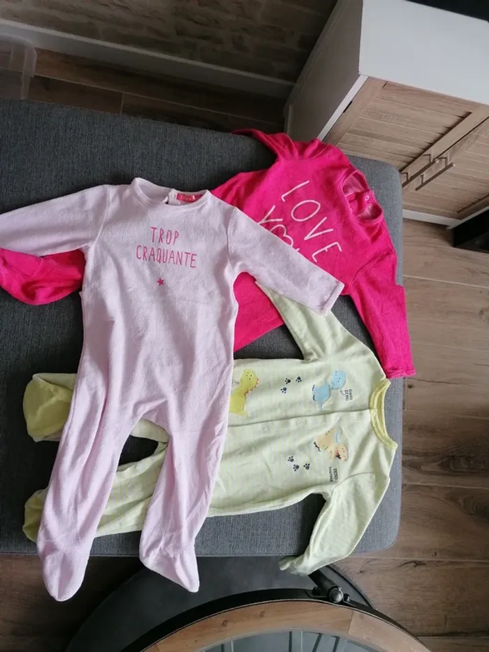 Lot pyjamas bébé fille 18 mois - photo numéro 4