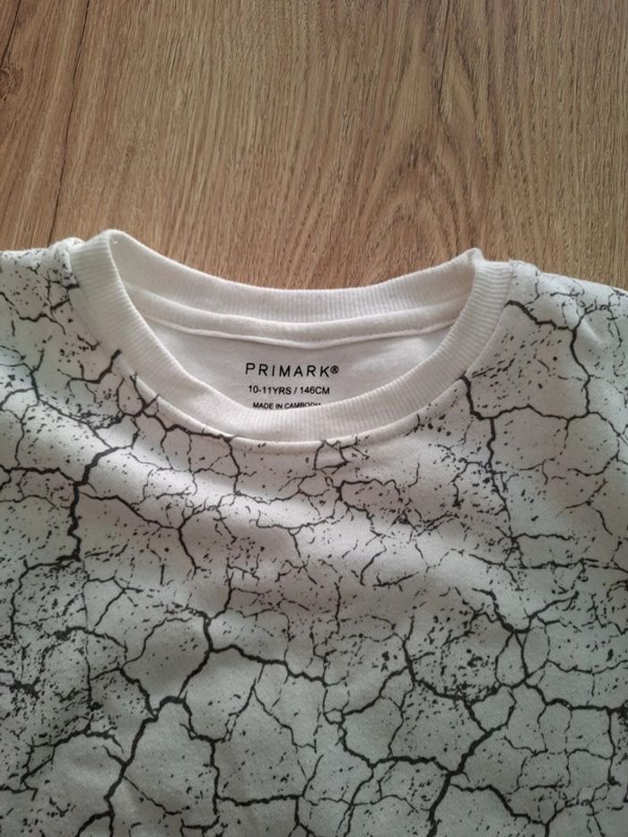 Sweat garçon Primark taille 10-11 ans en bon état - photo numéro 3