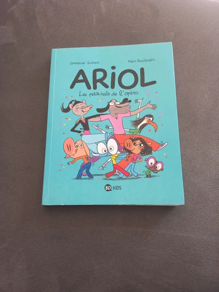 Livre bd kids ariol tome 10