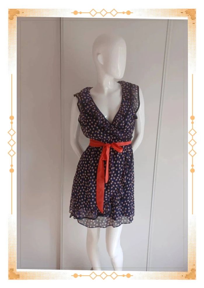 Robe à pois et volants