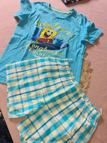 Pyjama 2 pièces bob l'éponge 10 ans