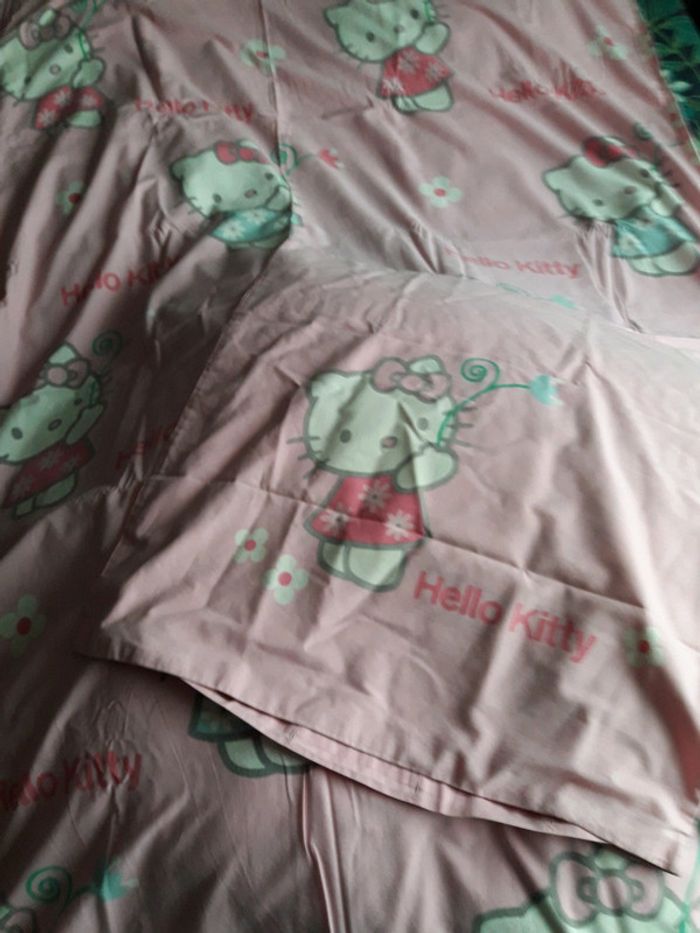Tee-shirt Hello Kitty - photo numéro 6