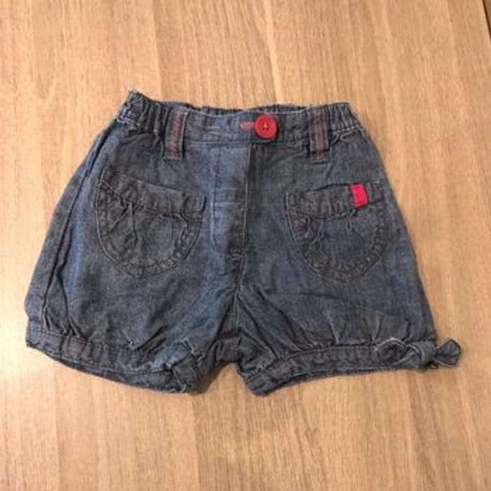 Short 12 mois En très bon état
