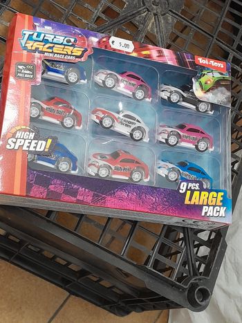 Lot de 9 mini voiture 