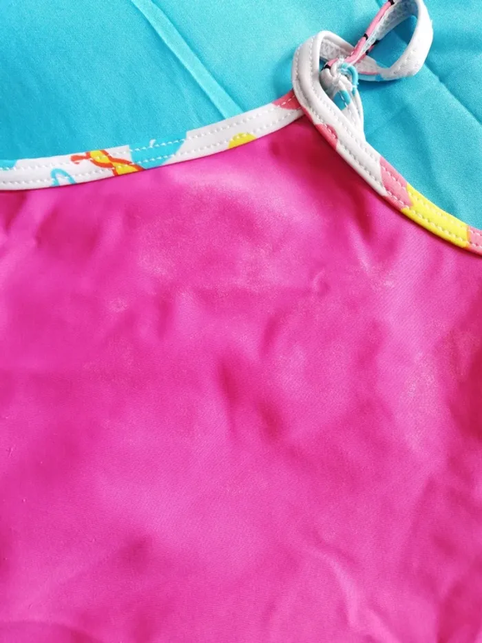 Maillot de bain une pièce fille - photo numéro 3