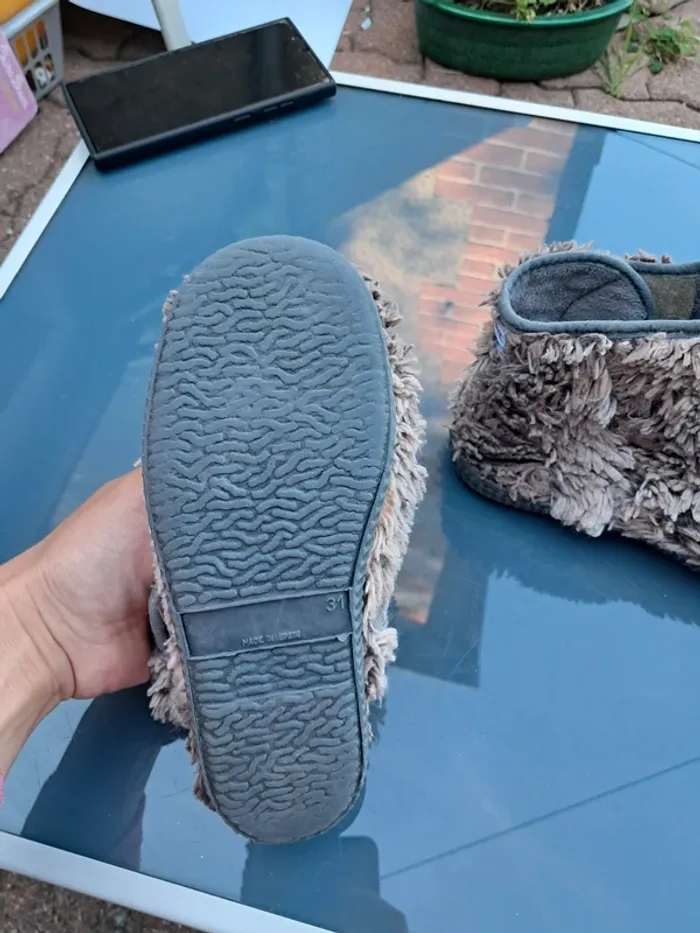 Beaux chaussons chauds poilus intérieur taupe et intérieur polaire gris, scratch - T31 - Chipie - photo numéro 5