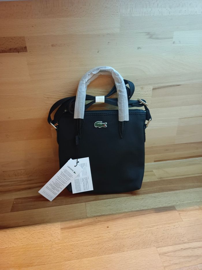 Sac lacoste - photo numéro 3