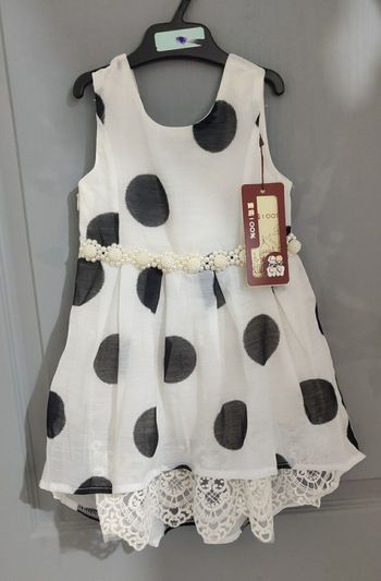 Robe blanc et noir
