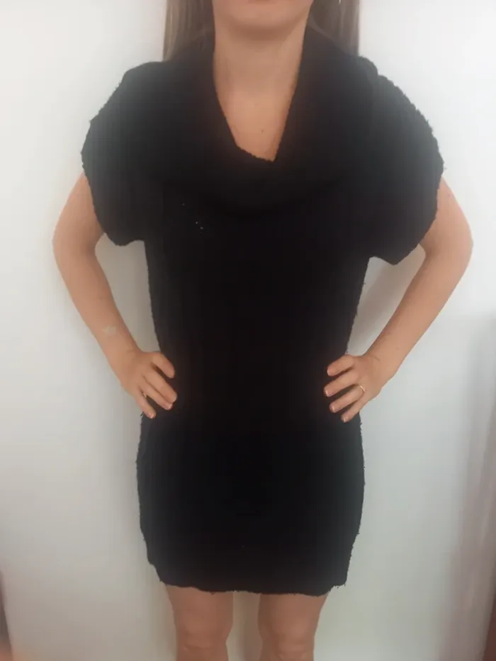 Robe pull noire - photo numéro 2