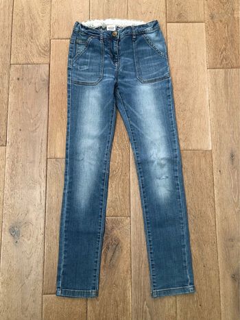 Pantalon jeans fille de 10 ans.
