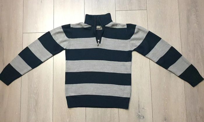 Pull rayé. Garçon 12 ans. Marque In Extenso