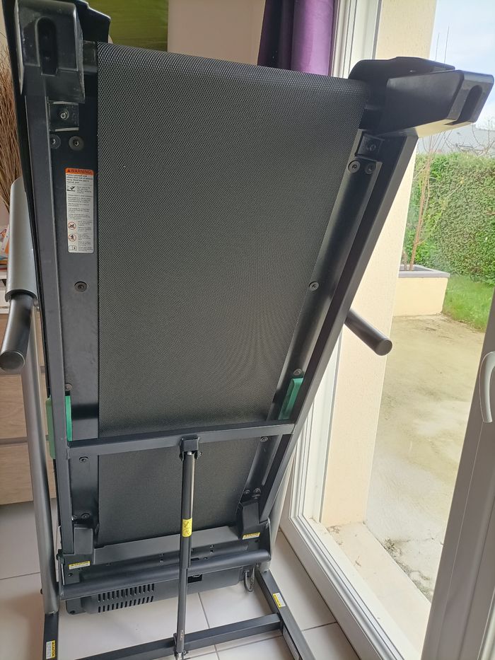 Tapis de course Domyos Essential Run - 8 programmes jusqu'à 14 km/h - photo numéro 8