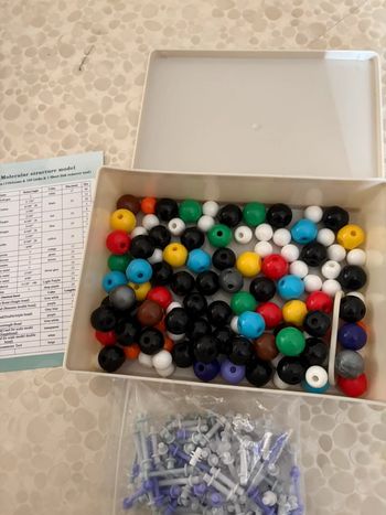 Boîte pour modéliser des molécules