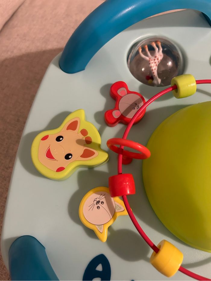 Table d’activité Sophie la girafe - photo numéro 3