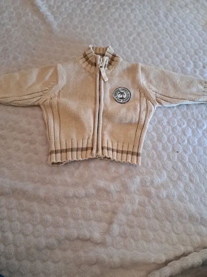Gilet beige bébé – Tape à l’œil – Doux et Confortable