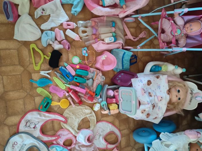 Très gros lot poupée et accessoires - photo numéro 3
