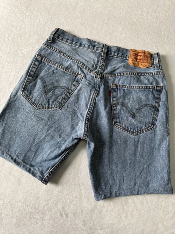 Short en jean Levi’s 505 Regular Fit homme taille W32 L29 en très bon état - photo numéro 2