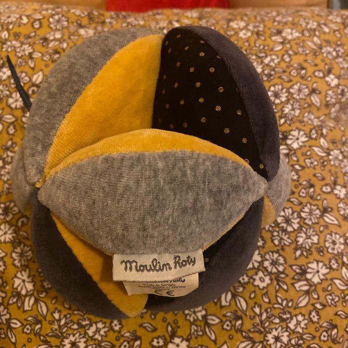 Balle sensorielle les moustaches de moulin Roty - photo numéro 2