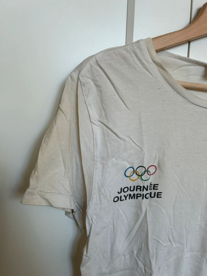 583 – t-shirt crème JO / Jeux Olympiques x Décathlon - photo numéro 5