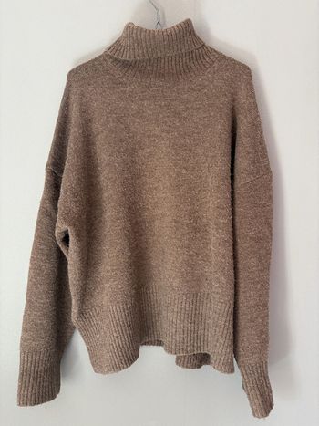 Pull col roulé marron 