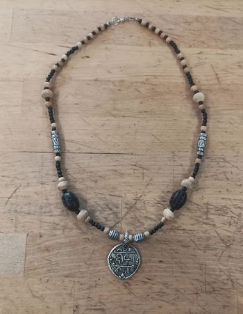 Collier bois et métal