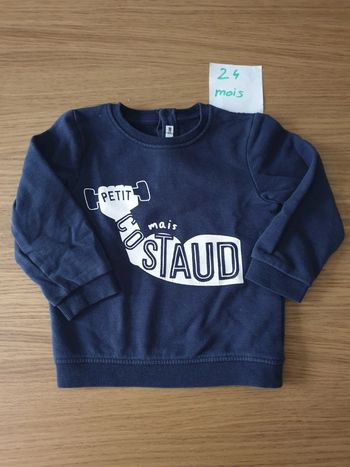 Sweat petit mais costaud