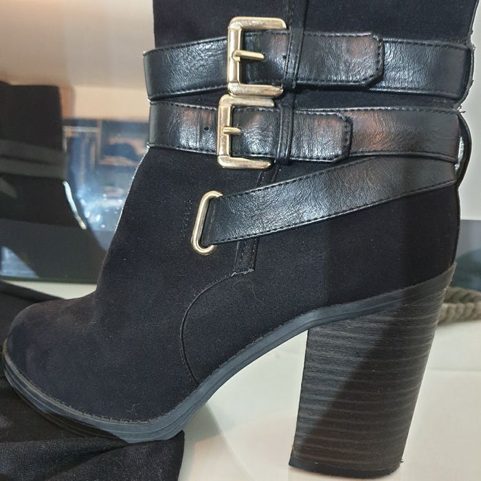 demi botte en daim noir - photo numéro 5