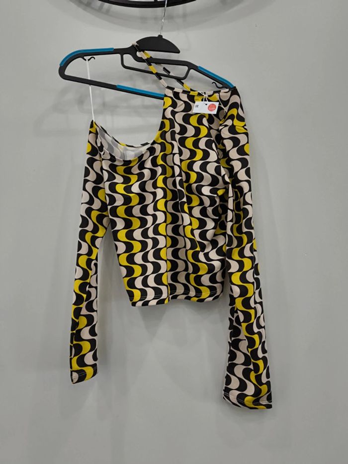 Haut court taille XL sinsay neuf - photo numéro 4