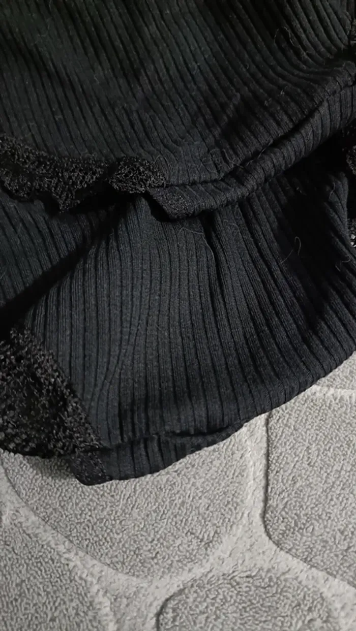 2 culottes noir dentelles neuve - photo numéro 2