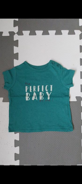 Tee shirt taille 6 mois