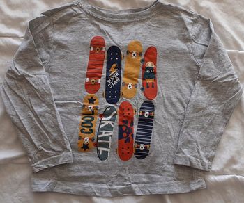 T-shirt manches longues enfant 4-5 ans / Zeeman