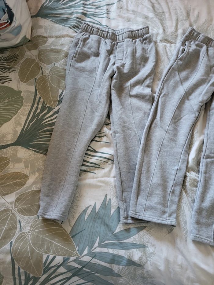 Mot 2 pantalons survêtement 10 ans kiabi - photo numéro 2