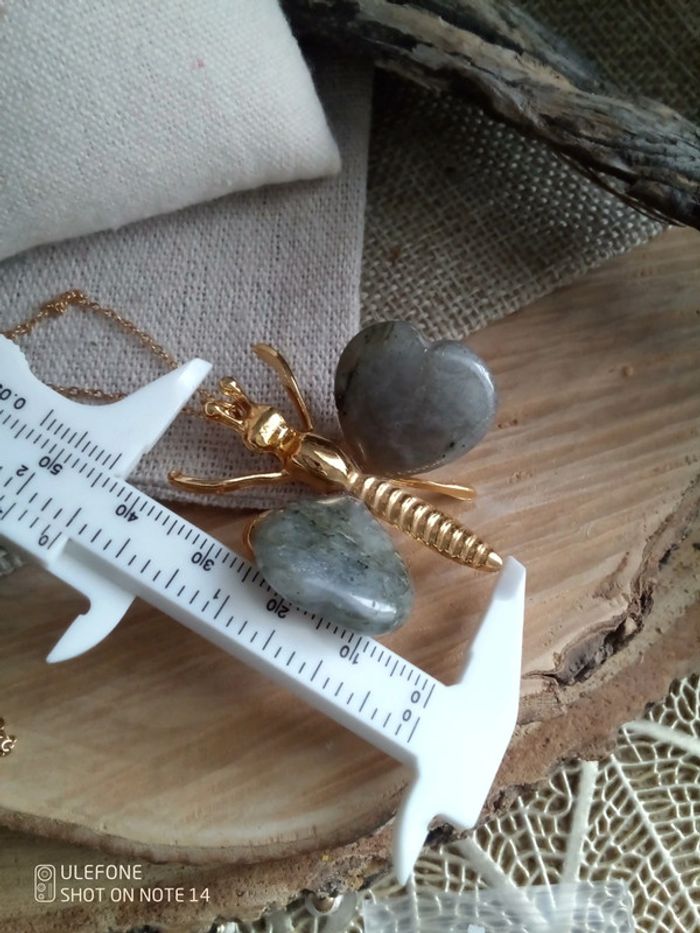 Collier papillon ailes en pierres de labradorite naturelle - photo numéro 2