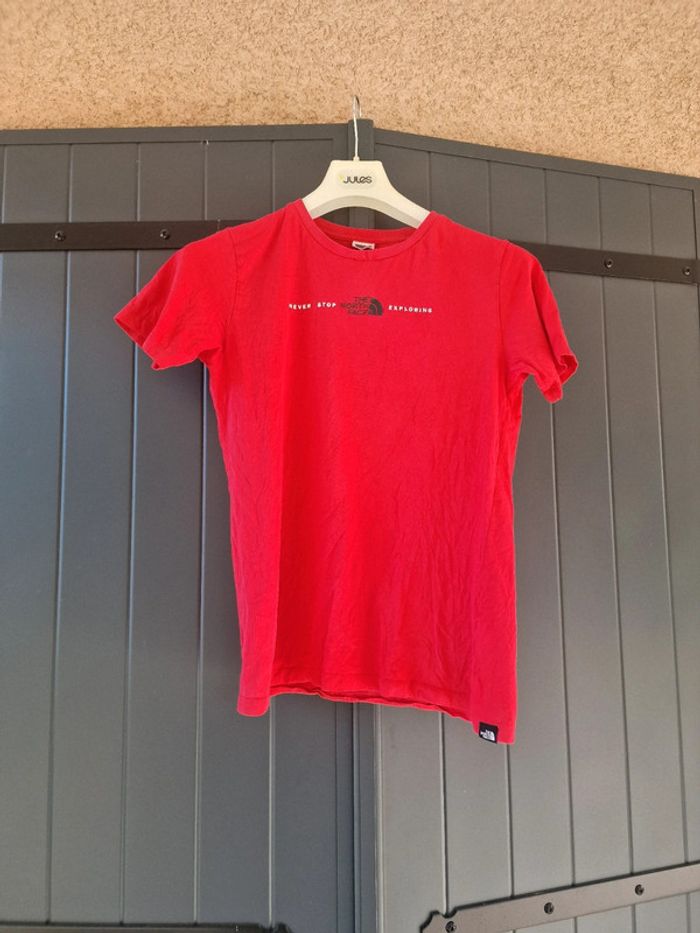 T shirt rouge north face - photo numéro 5
