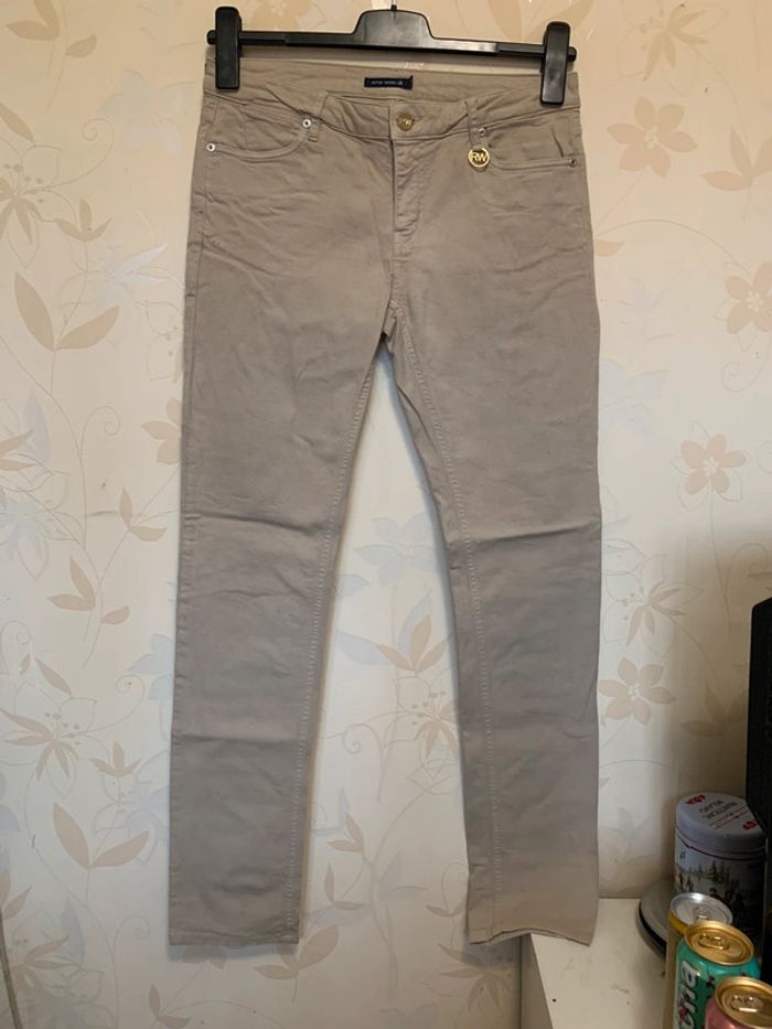 Jeans beige taille 38 (30 US)
