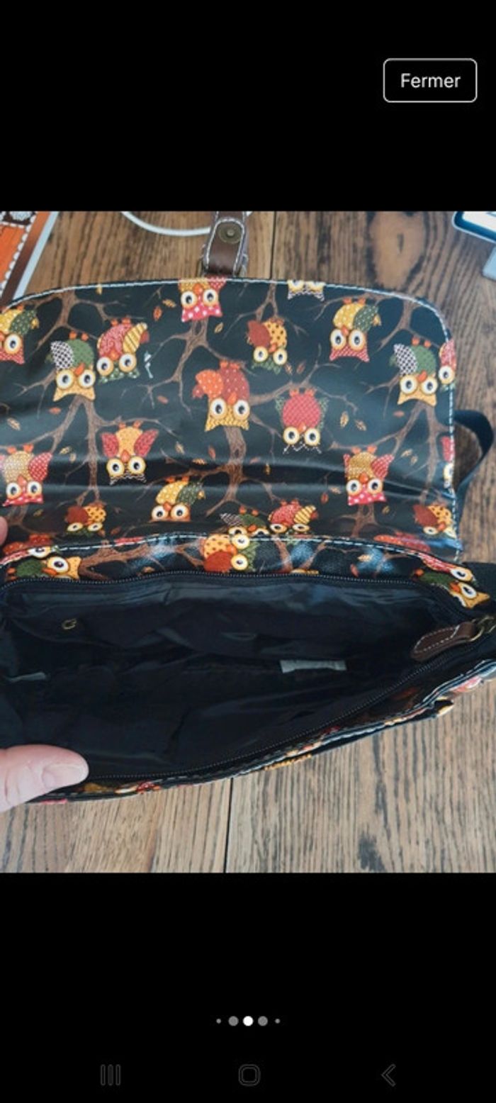 Jolie Sac à main noir/ marron Mfhandbags
neuf - photo numéro 18