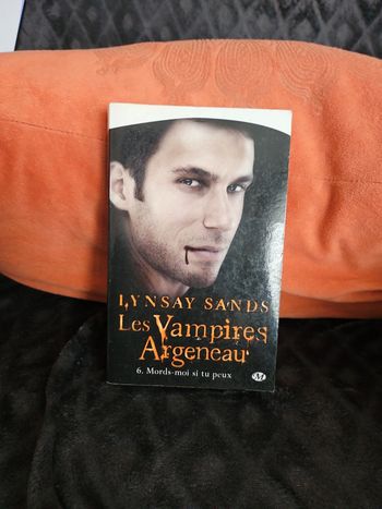 Livre de poche les vampires argeneau tome 6