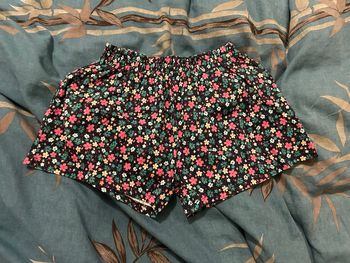 Short à fleur gemo 8 ans
