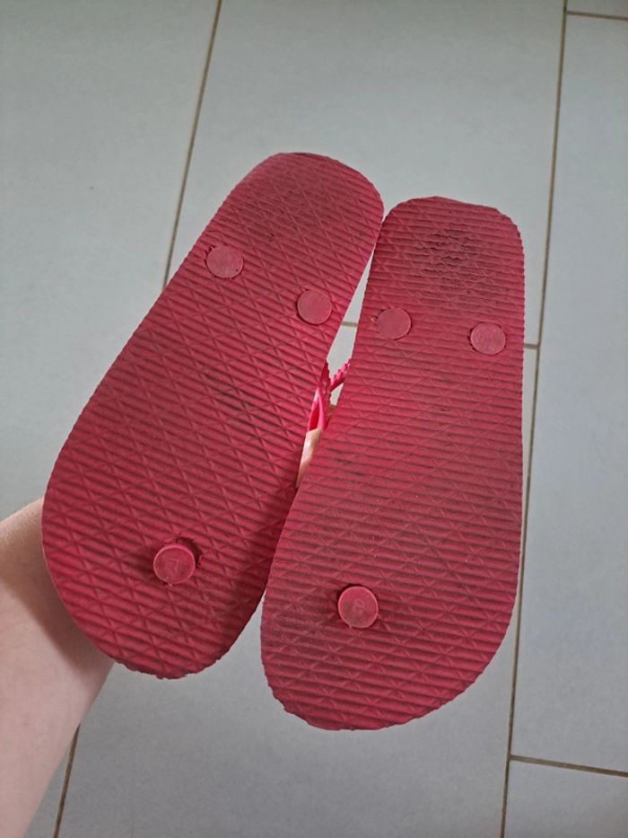 Tongs p 33 - photo numéro 2